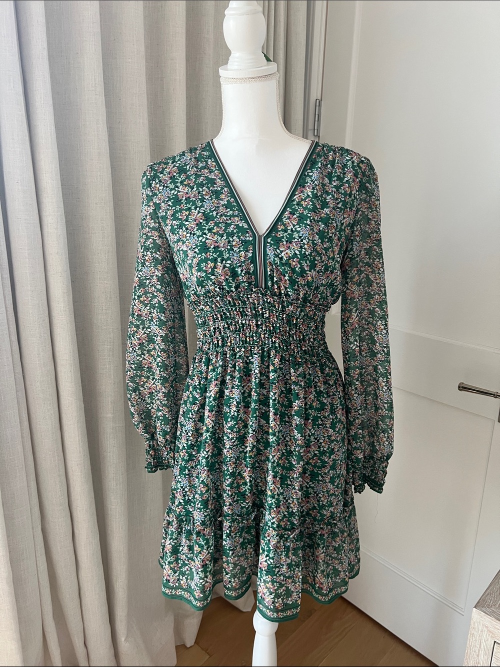 Vibrant Max Studio Green & Pink Floral Long-Sleeve Dress